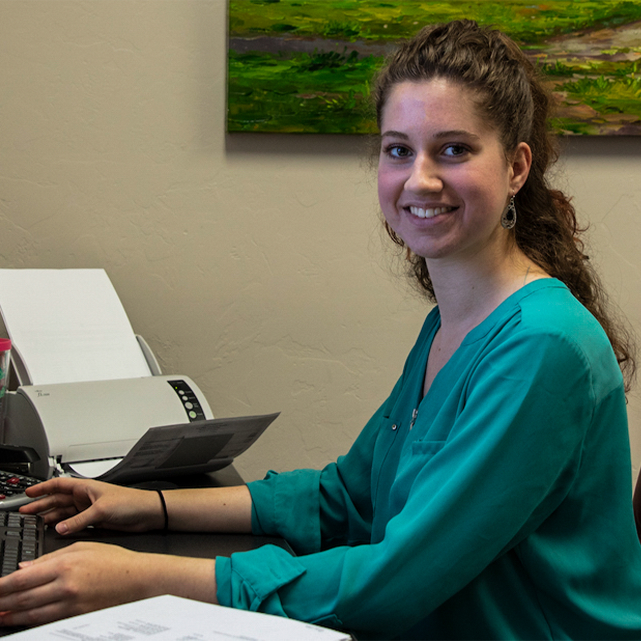 Local bookkeeping expert working with clients in Tuscon, AZ, at Padgett Tucson.
